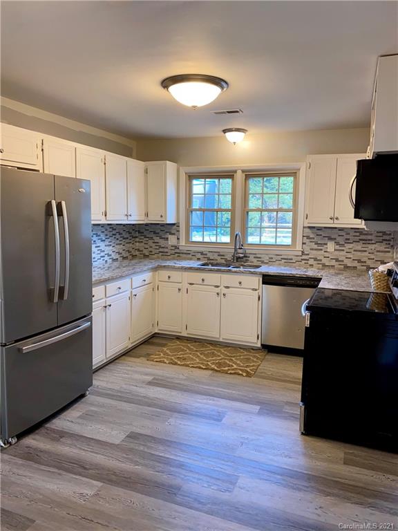 6769 Stoney Ridge Road Matthews, NC 28104 - Photo 9 of 21 Gallery Image 9