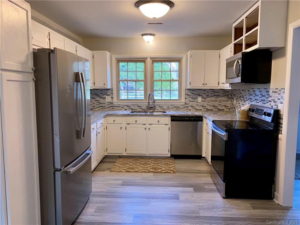 6769 Stoney Ridge Road Matthews, NC 28104 - Photo 10 of 21 Gallery Image 10