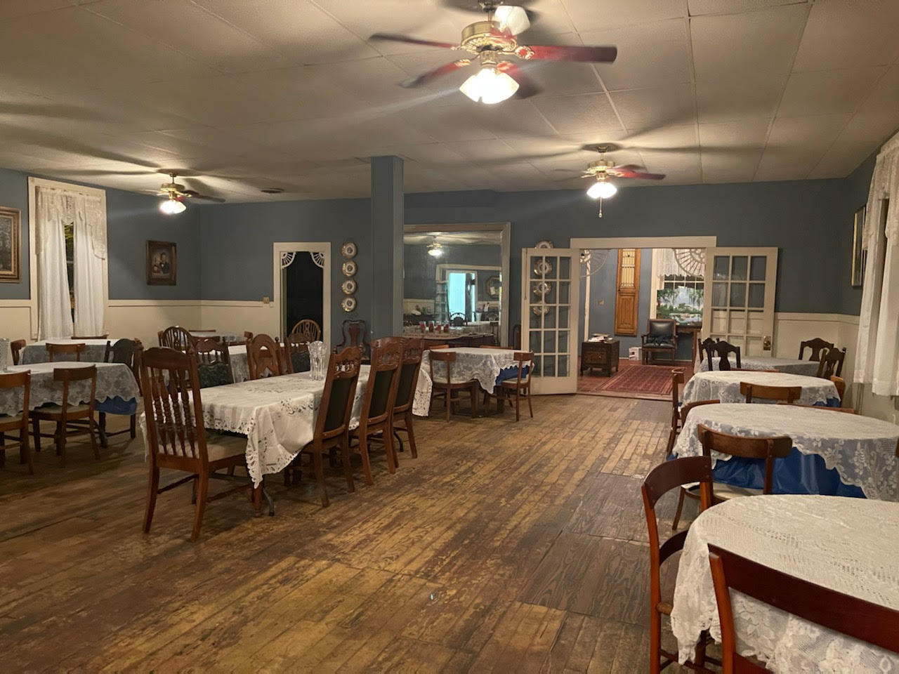 123 East Wine Street Mullins, SC 29574 - Photo 4 of 40 dining 1