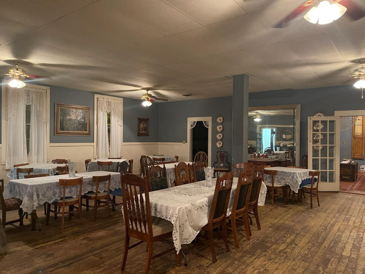 123 East Wine Street Mullins, SC 29574 - Photo 5 of 40 dining 2