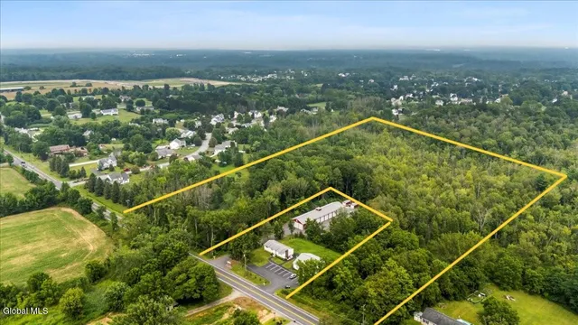 $124,900 | 192 Eastline Road, Malta, NY 12019