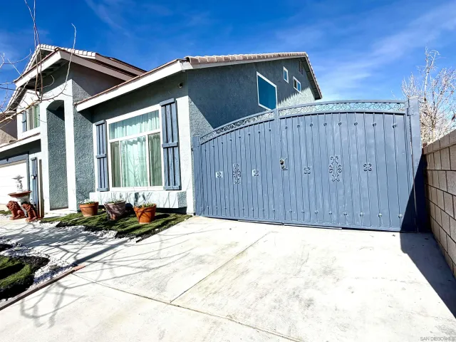$630,000 | 5873 Monterey Place, Palmdale, CA 93552