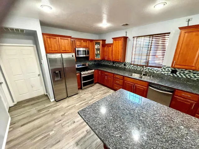 $630,000 | 5873 Monterey Place, Palmdale, CA 93552