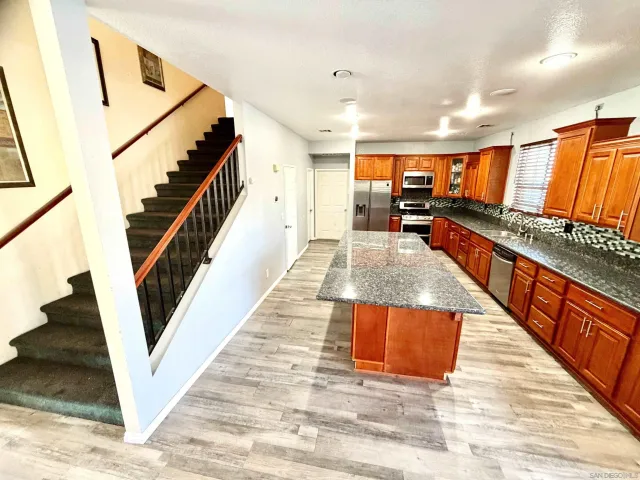 $630,000 | 5873 Monterey Place, Palmdale, CA 93552