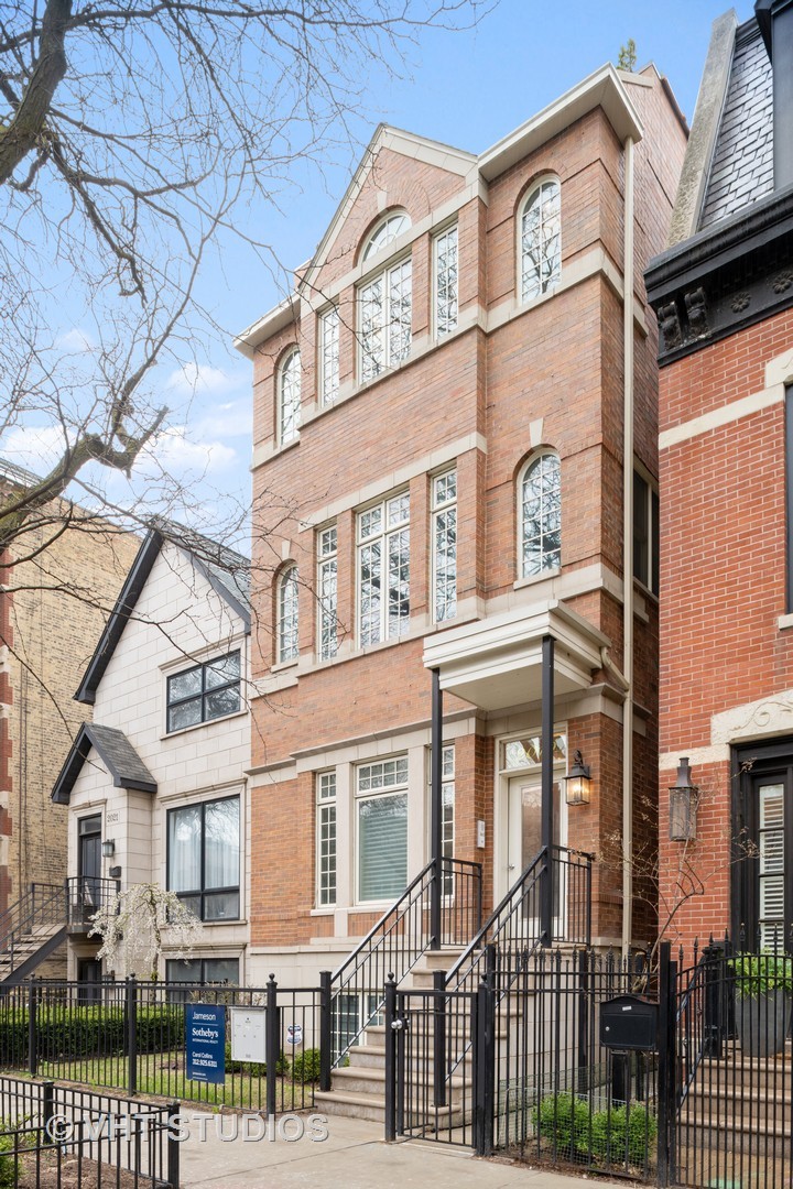 2019 North Racine Avenue, Unit 3 Chicago, IL 60614 - Photo 2 of 17