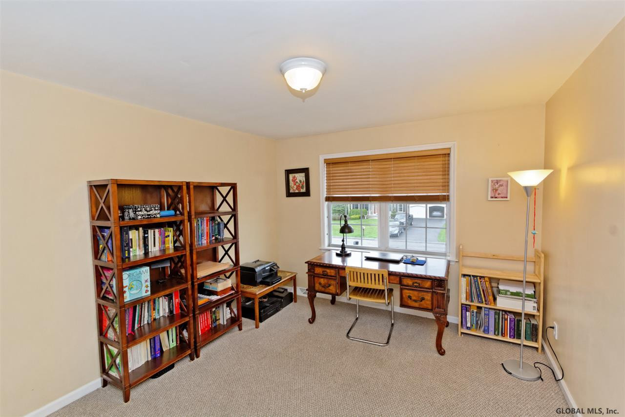 5 Worthington Road Schenectady, NY 12303 - Photo 19 of 25 Photo 19
