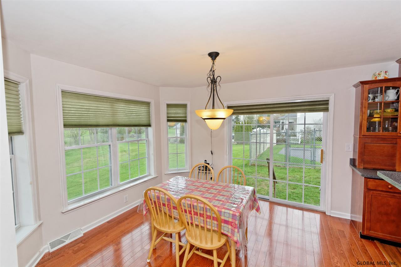 5 Worthington Road Schenectady, NY 12303 - Photo 10 of 25 Photo 10