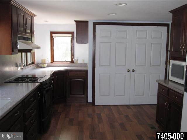 1326 Fairfield Road Gettysburg, PA 17325 - Photo 9 of 24 Gallery Image 9