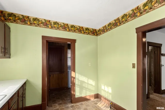 $83,000 | 608 West Main Street, South Pekin, IL 61564