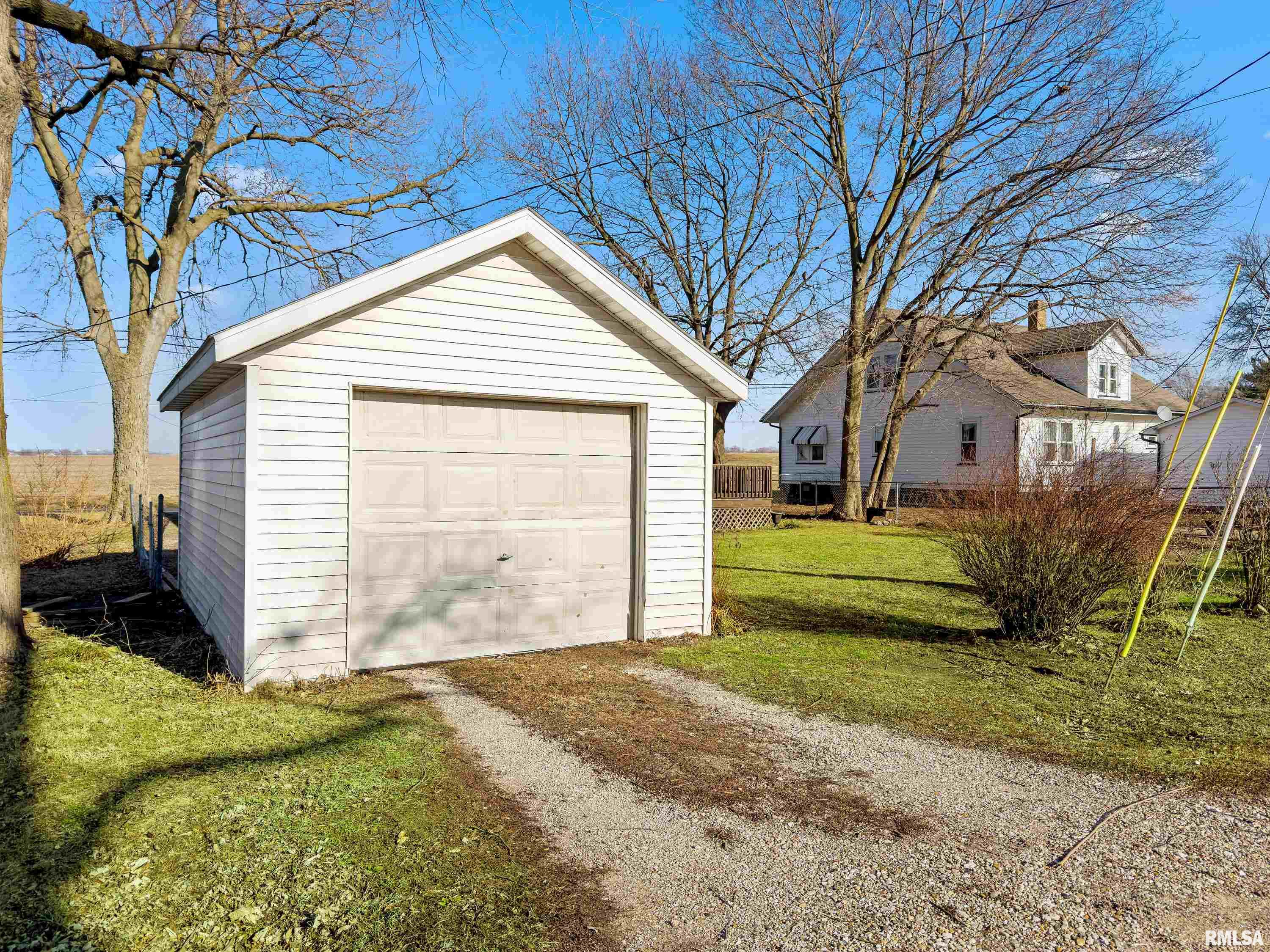 608 West Main Street South Pekin, IL 61564 - Photo 4 of 28