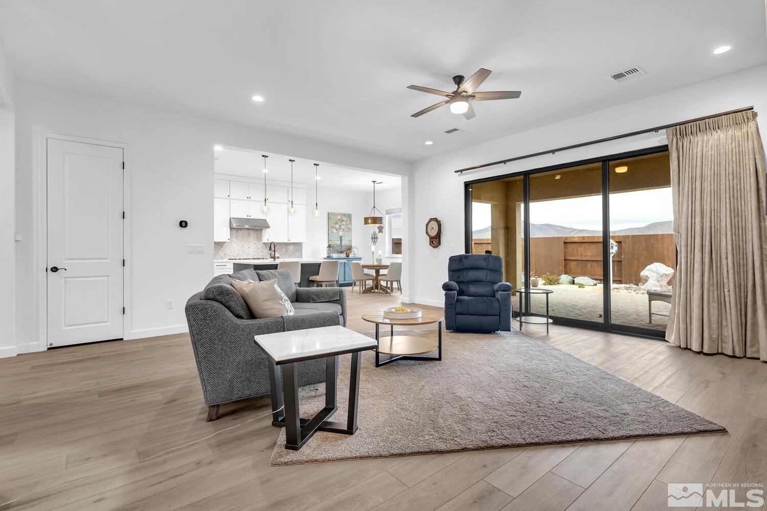 13940 Prairie Reno, NV 89521 - Photo 4 of 36 Photo 4