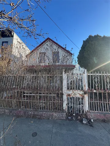 $520,000 | 37 Wyona Street | Highland Park