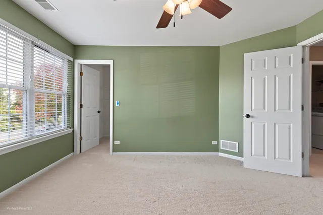 $329,000 | 745 Dillon Court, Grayslake, IL 60030