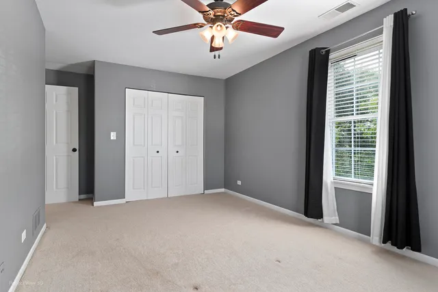 $329,000 | 745 Dillon Court, Grayslake, IL 60030