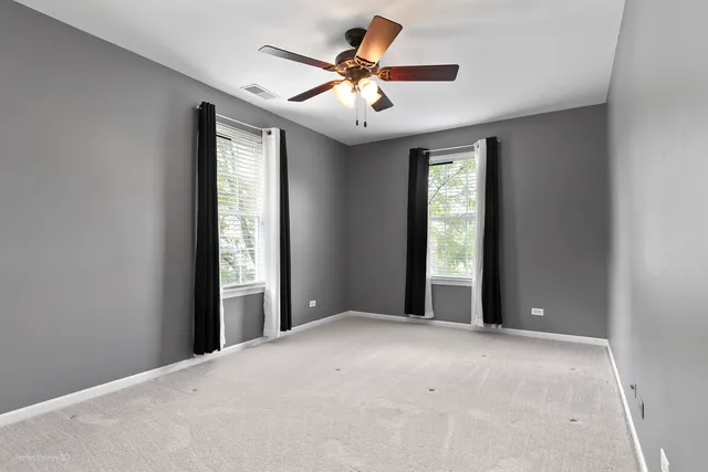 $329,000 | 745 Dillon Court, Grayslake, IL 60030