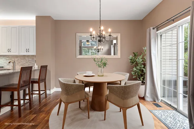 $329,000 | 745 Dillon Court, Grayslake, IL 60030