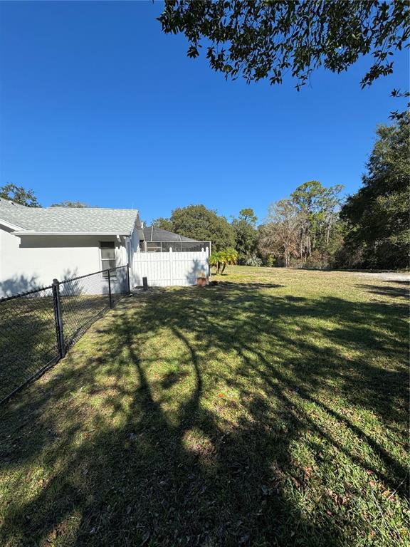 7565 Jomel Drive Weeki Wachee, FL 34607 - Photo 6 of 45