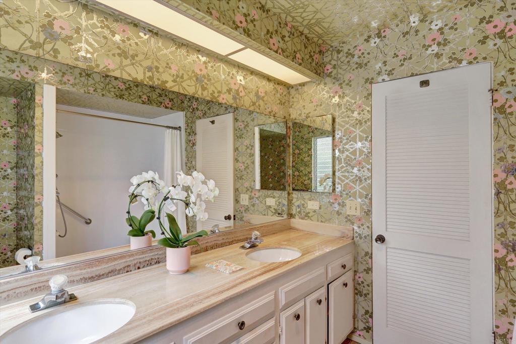 16138 Via Madera Circa West Rancho Santa Fe, CA 92091 - Photo 13 of 30