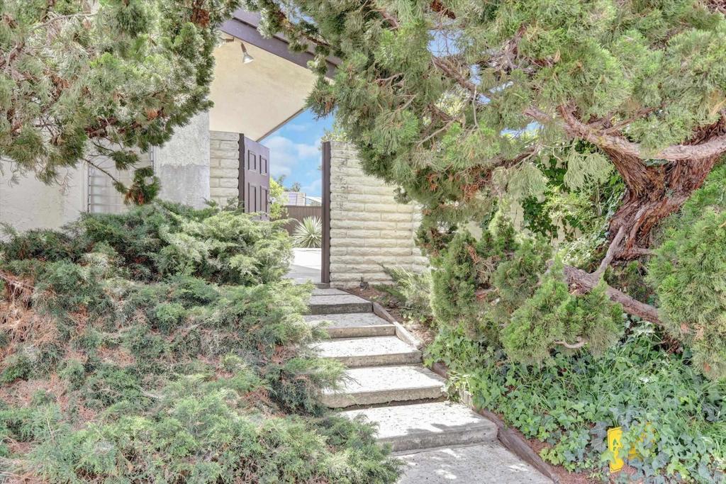 16138 Via Madera Circa West Rancho Santa Fe, CA 92091 - Photo 22 of 30