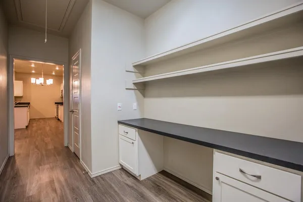 $1,925 | 2123 10th Street, Lubbock, TX 79401