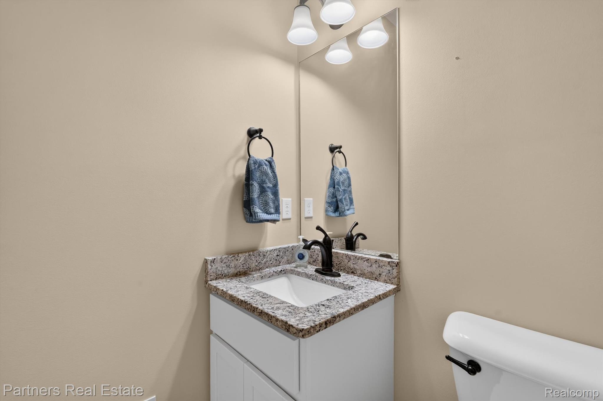 5127 East Clyde Road Howell, MI 48855 - Photo 21 of 60 23-5127-E-Clyde-Rd-WindowStill-Photography.jpg