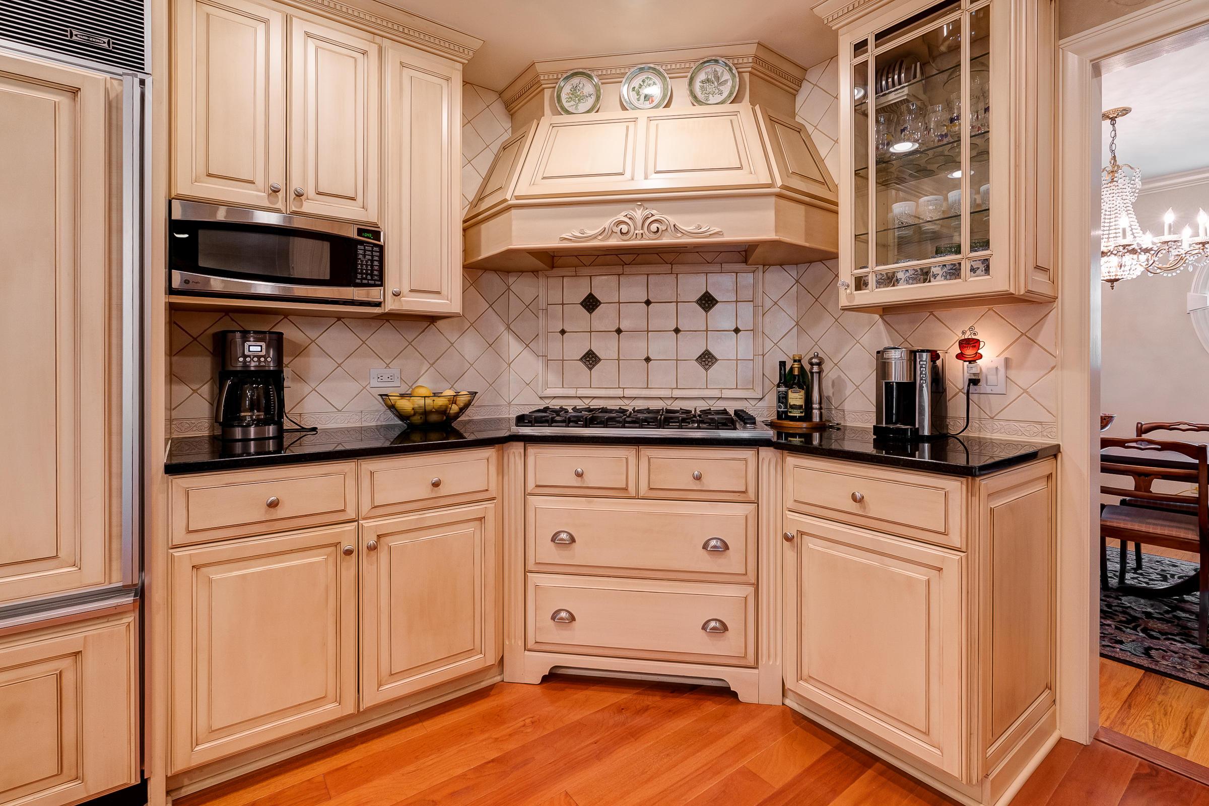 2185 Sheringham Road Columbus, OH 43220 - Photo 11 of 54 Gallery Image 11