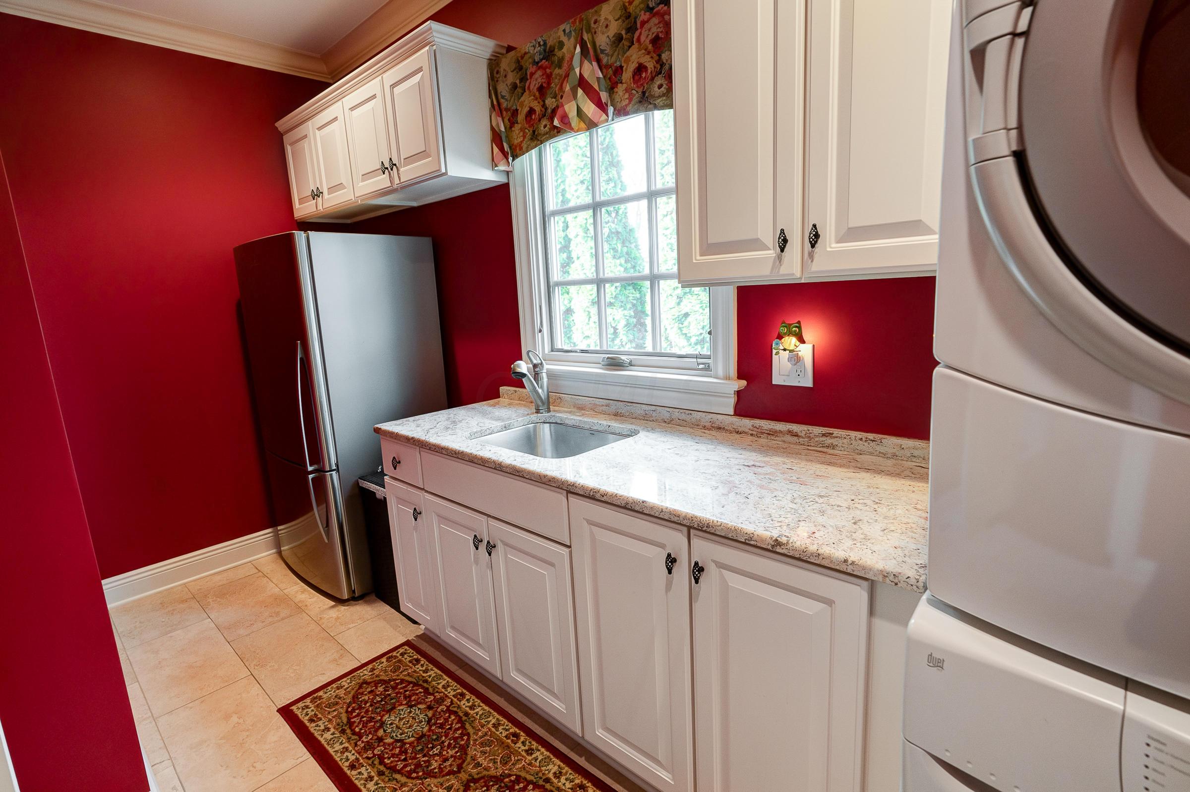 2185 Sheringham Road Columbus, OH 43220 - Photo 23 of 54 Gallery Image 23