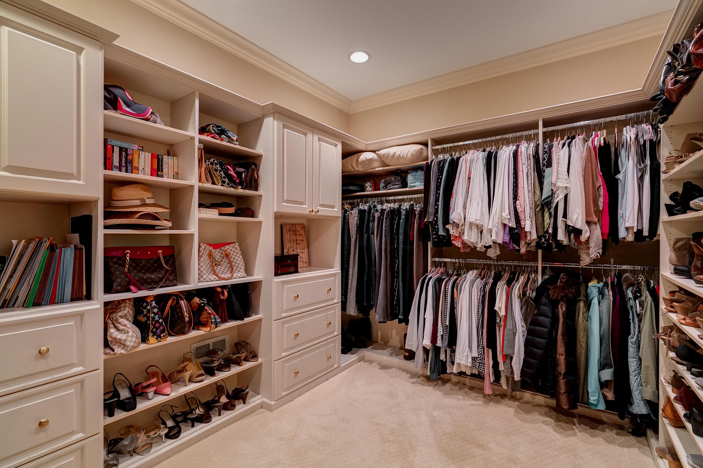 2185 Sheringham Road Columbus, OH 43220 - Photo 31 of 54 Gallery Image 31