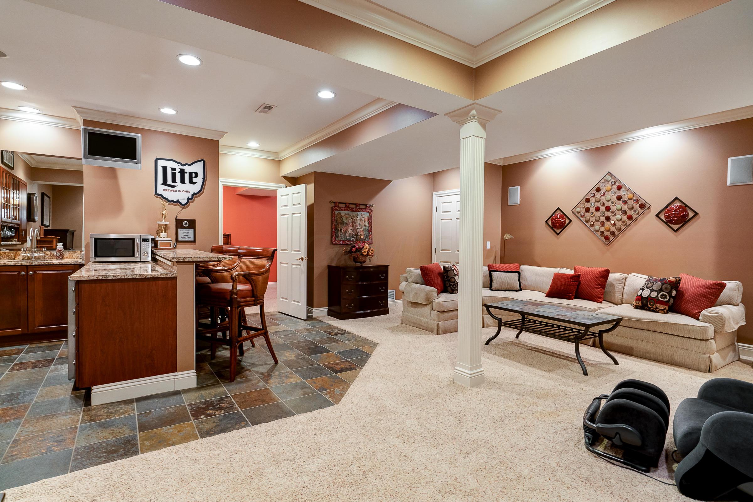 2185 Sheringham Road Columbus, OH 43220 - Photo 43 of 54 Gallery Image 43