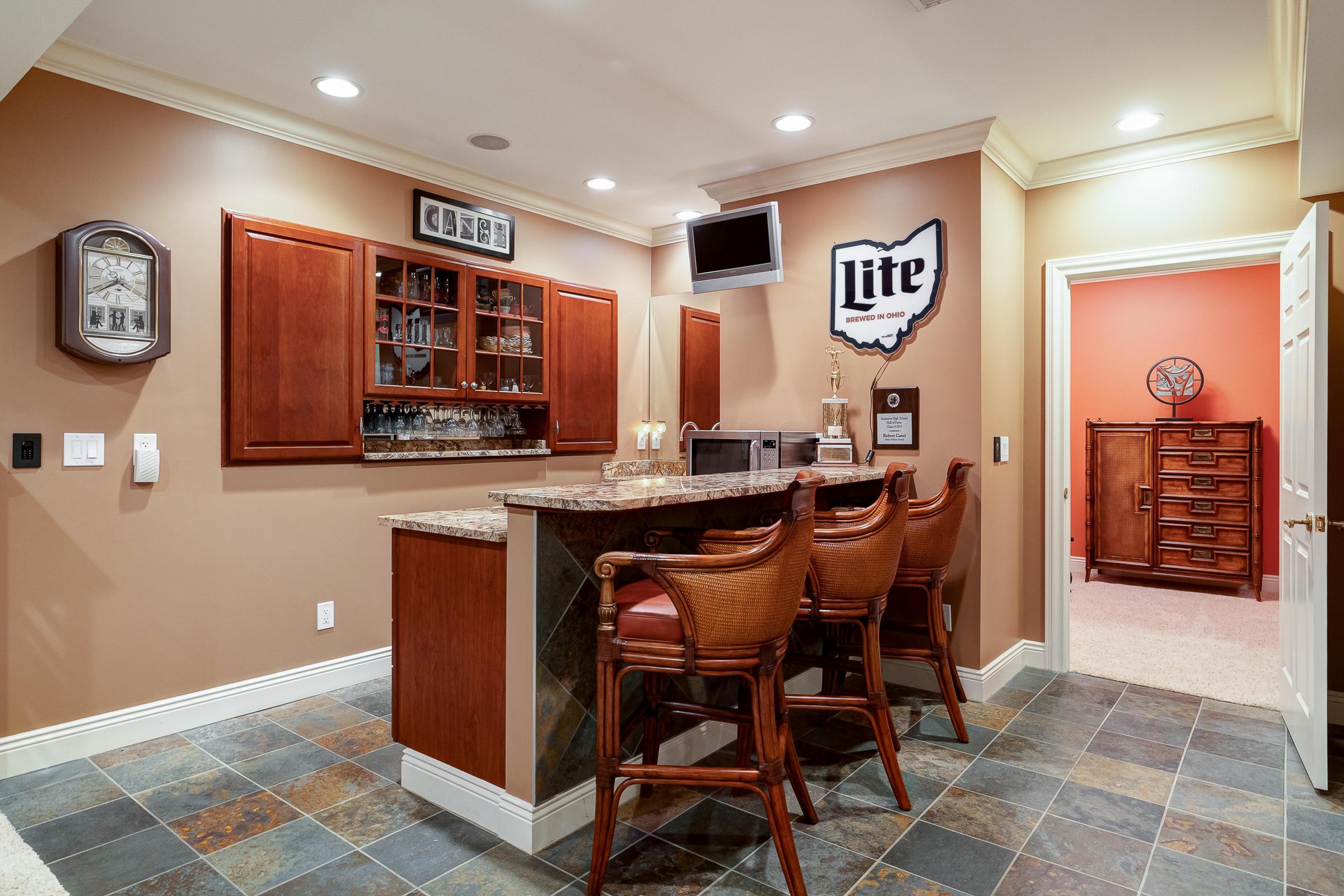 2185 Sheringham Road Columbus, OH 43220 - Photo 45 of 54 Gallery Image 45