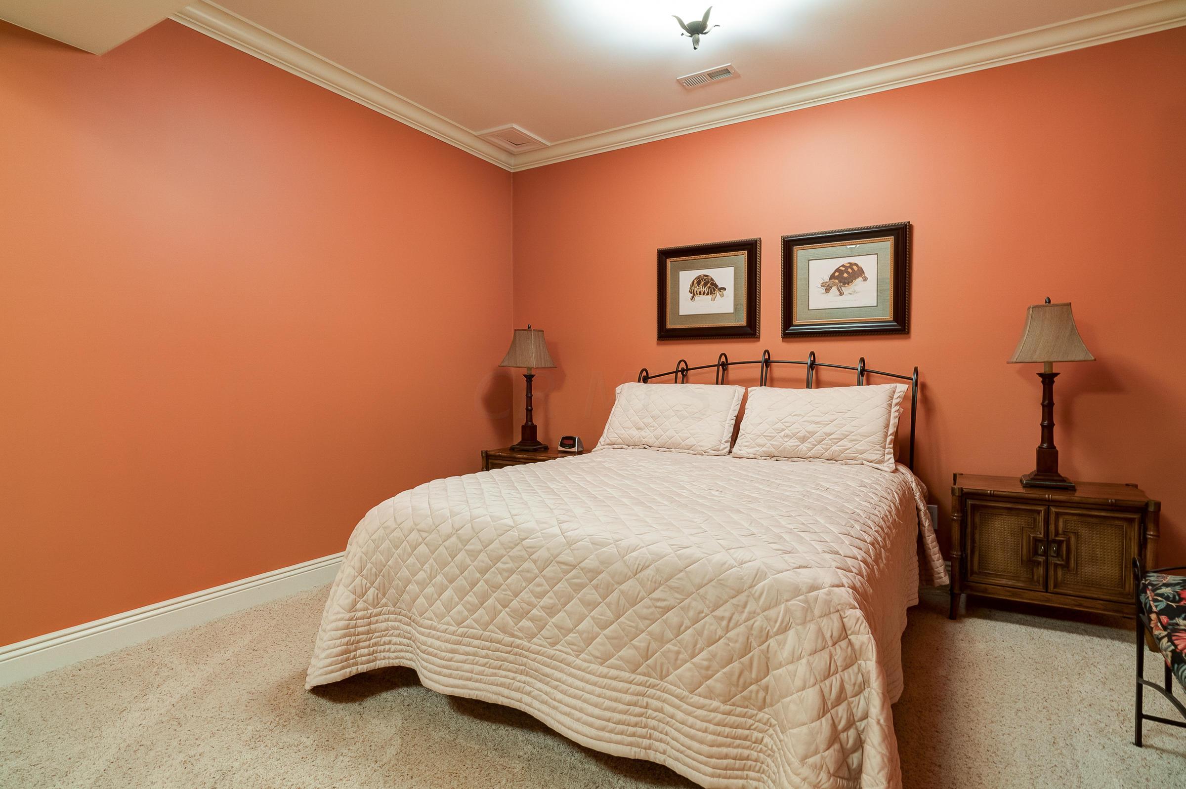 2185 Sheringham Road Columbus, OH 43220 - Photo 46 of 54 Gallery Image 46
