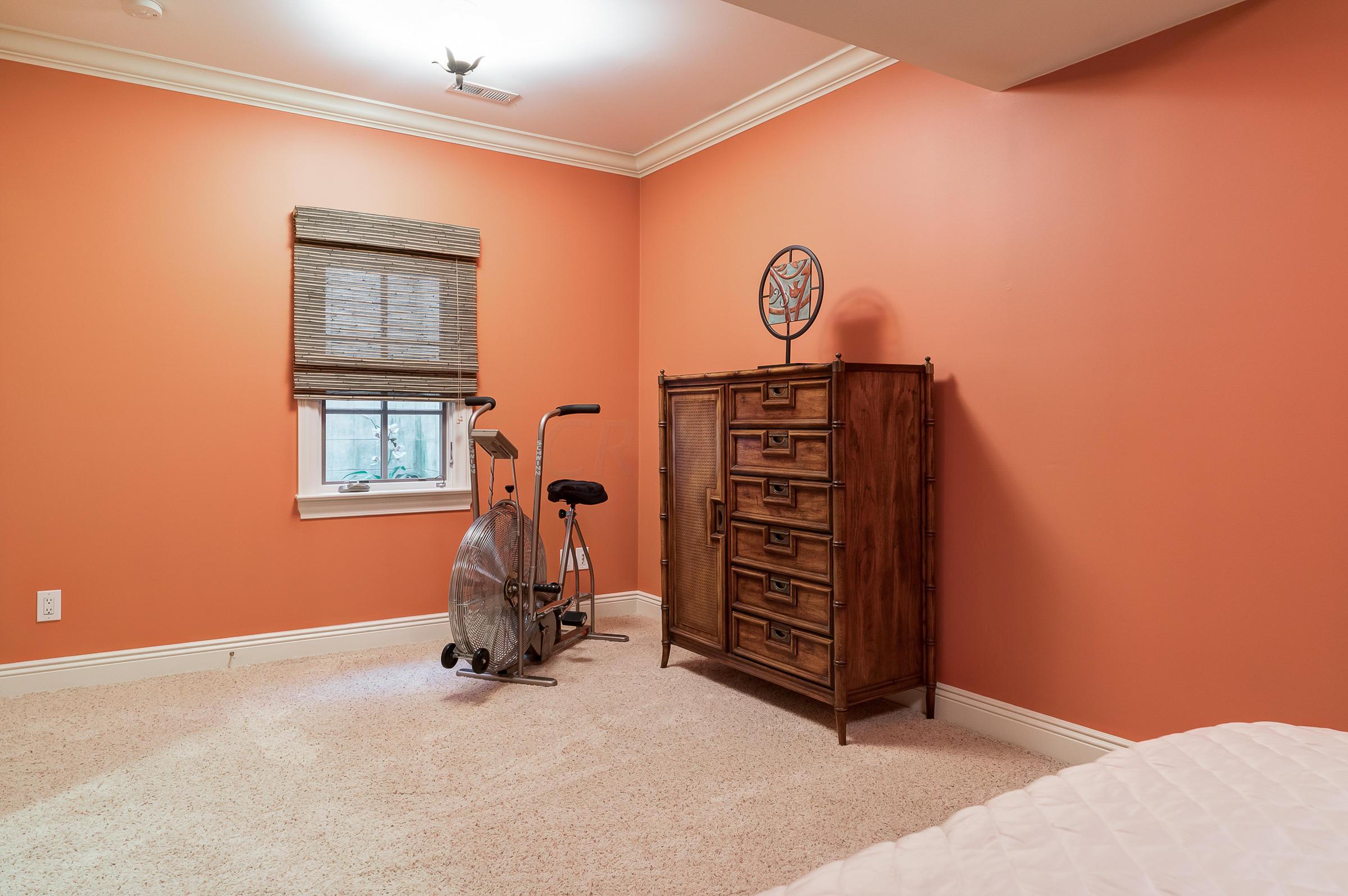 2185 Sheringham Road Columbus, OH 43220 - Photo 47 of 54 Gallery Image 47