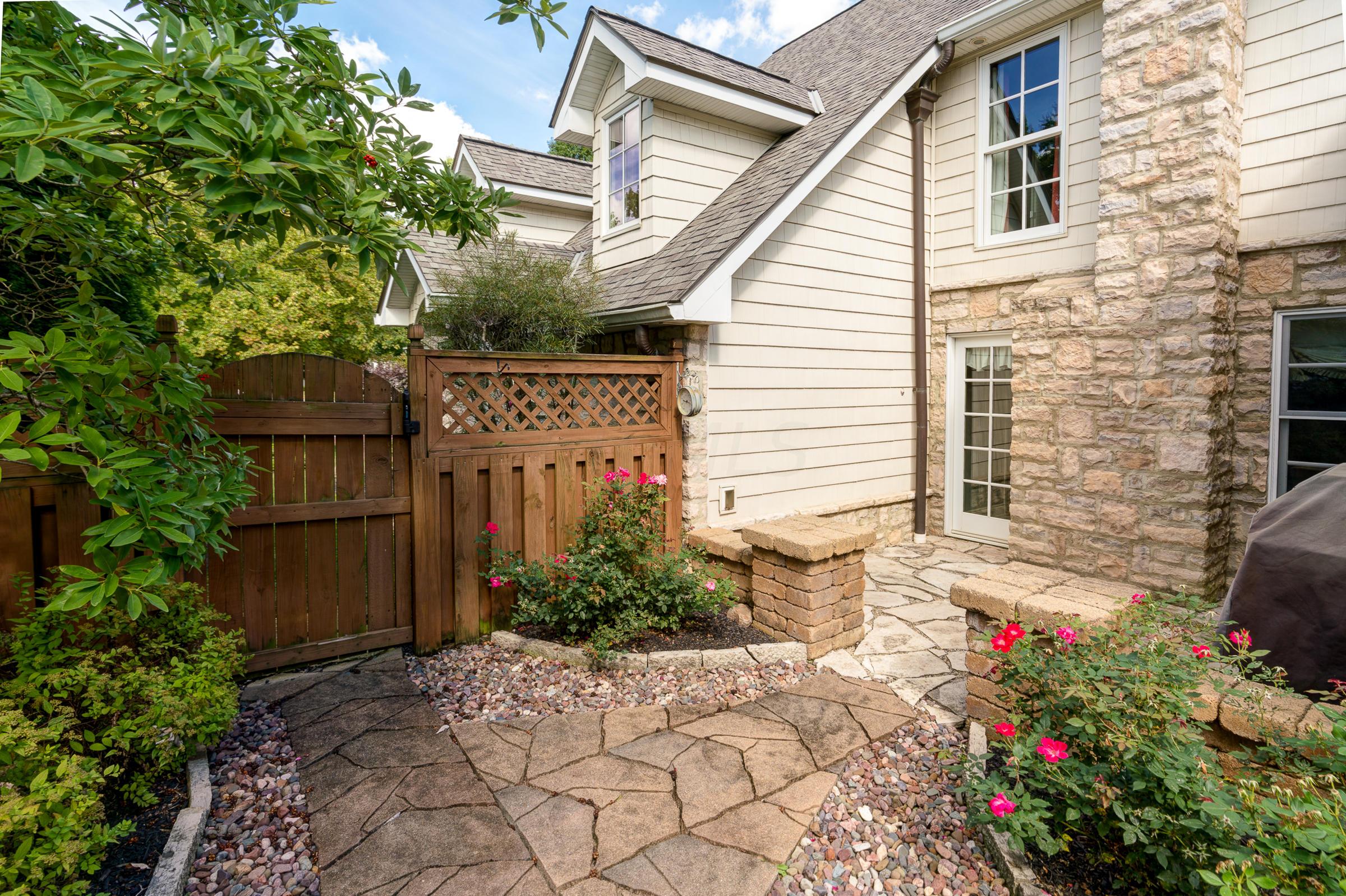 2185 Sheringham Road Columbus, OH 43220 - Photo 48 of 54 Gallery Image 48