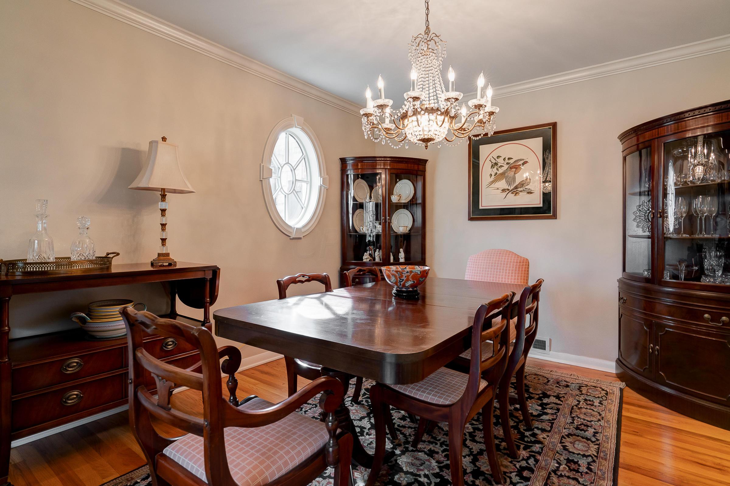 2185 Sheringham Road Columbus, OH 43220 - Photo 7 of 54 Gallery Image 7