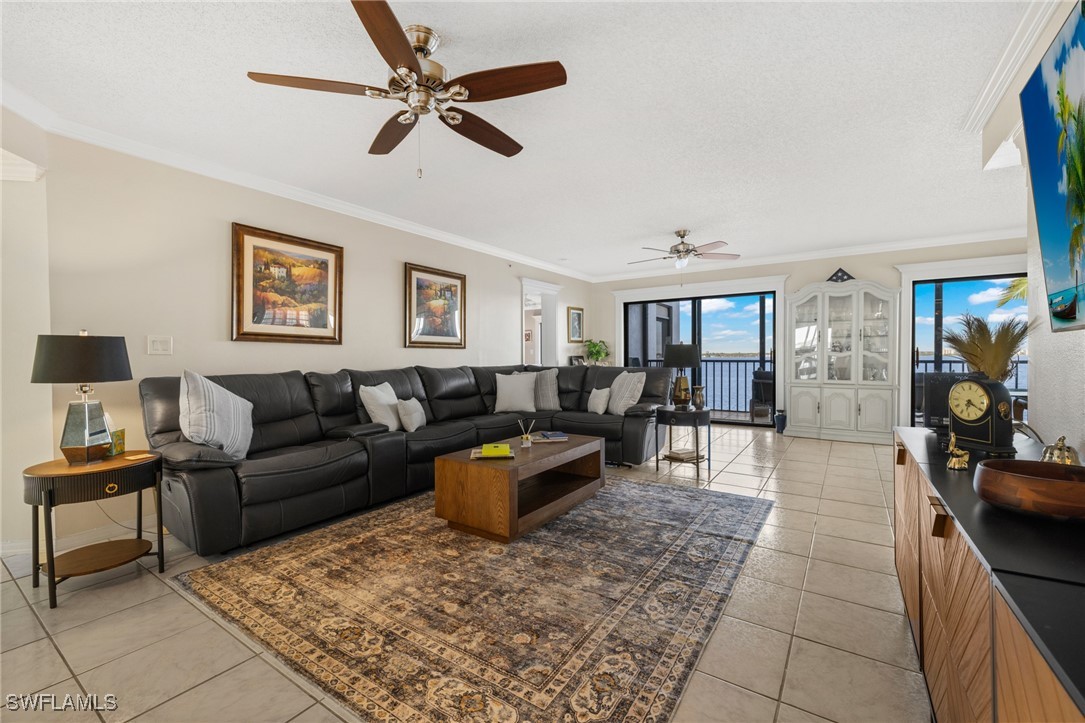 1925 Clifford Street, Unit 403 Fort Myers, FL 33901 - Photo 5 of 47