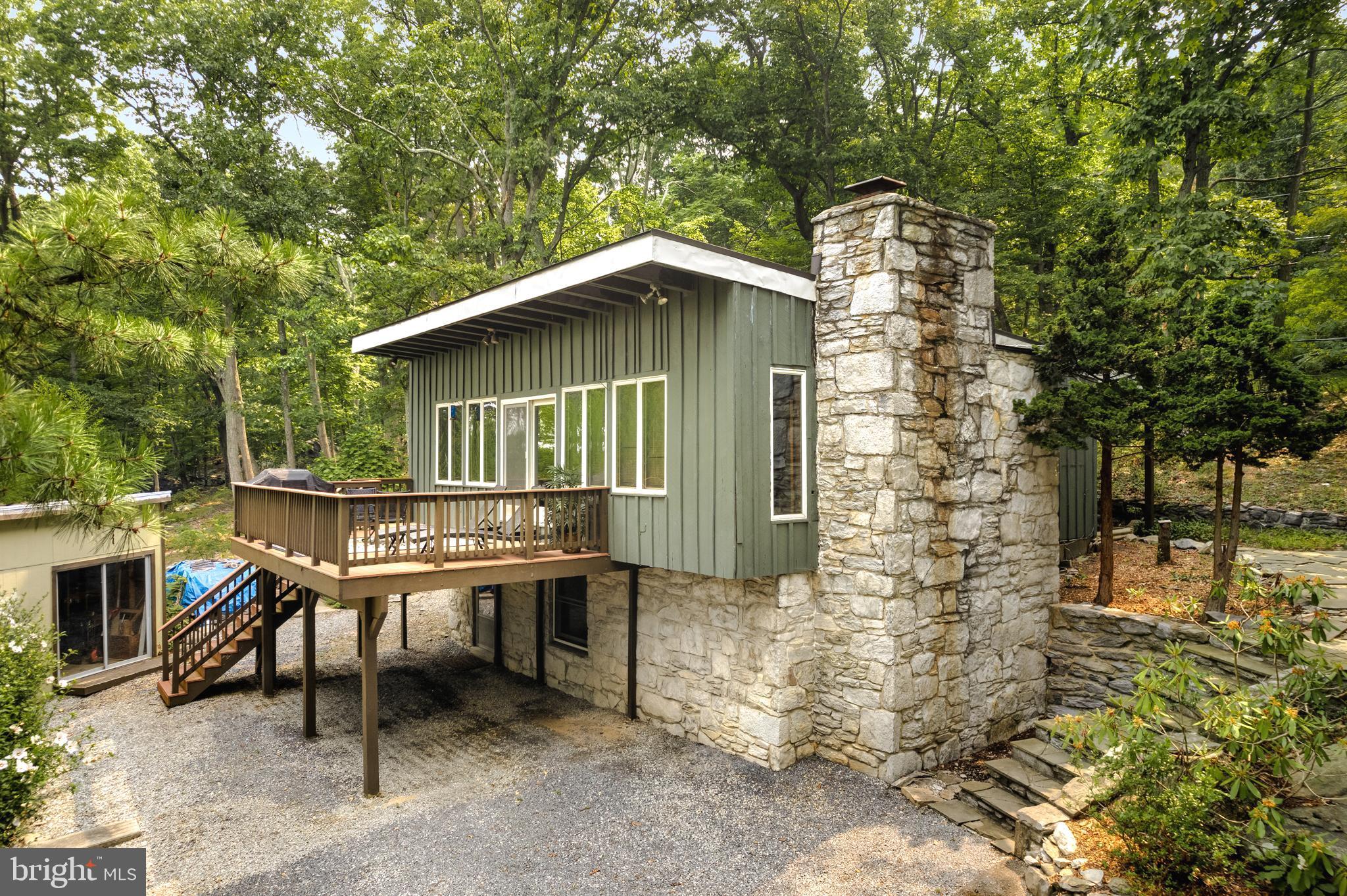 704 Valley View Road Harpers Ferry, WV 25425 - Photo 29 of 33
