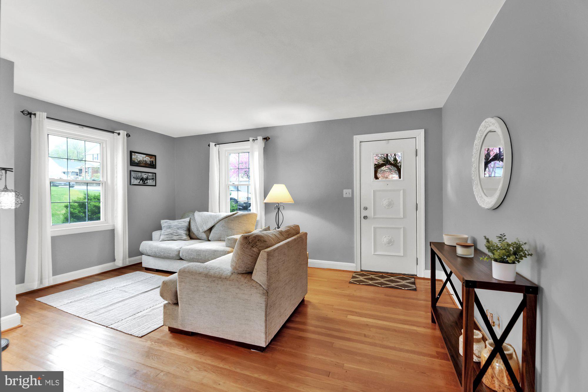 1107 Arran Road Baltimore, MD 21239 - Photo 7 of 29 a living room with furniture and a window