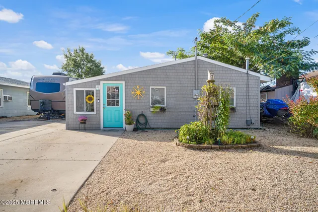 $419,900 | 27 Lake Huron Drive, Little Egg Harbor, NJ 08087