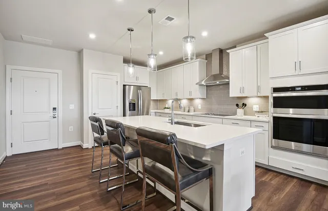 $449,990 | 5800 Moonstone Way, Unit 2, Haymarket, VA 20169