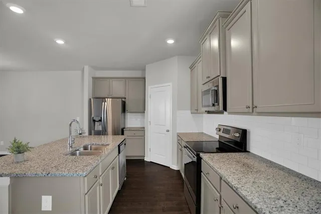 $385,000 | 1506 Ashbrooke Trace, Stone Mountain, GA 30083