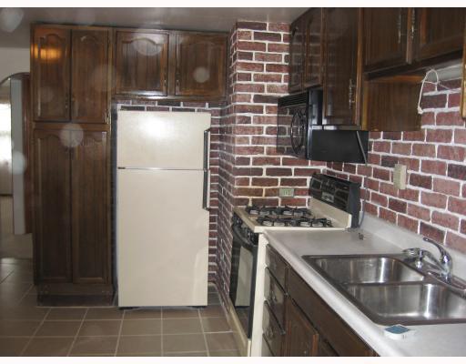 428 Wray Large Road Jefferson Hills, PA 15025 - Photo 3 of 15 Kitchen.