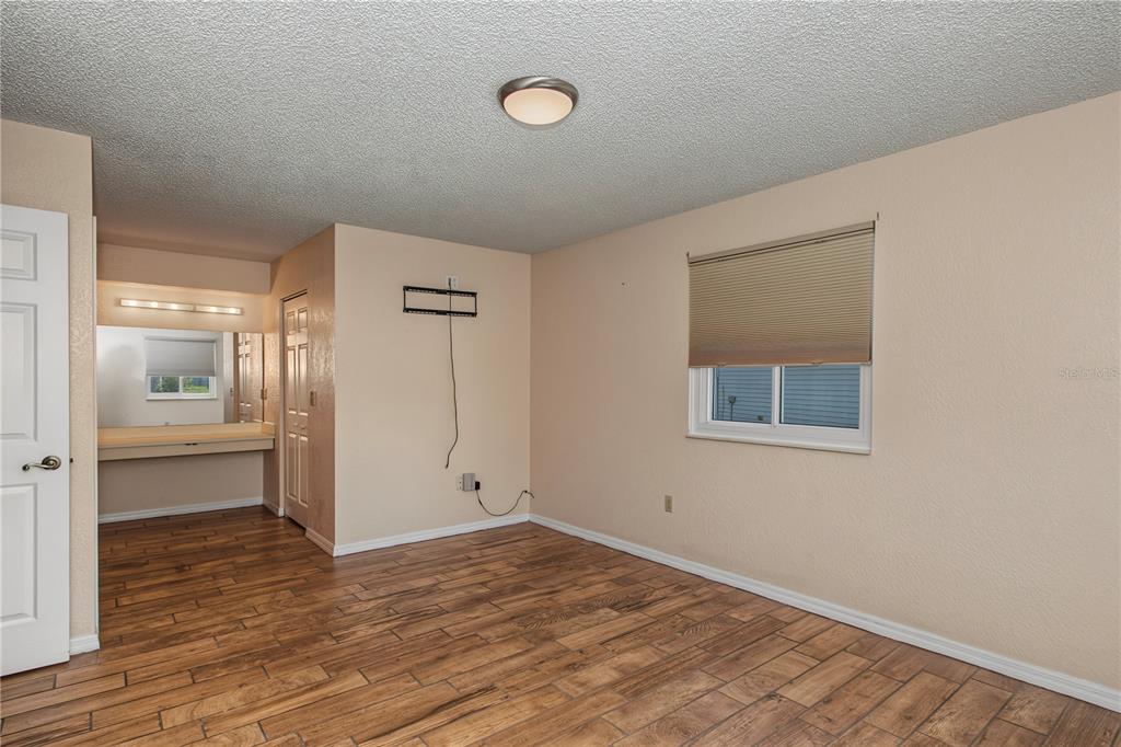 8777 Southwest 116th Place Road Ocala, FL 34481 - Photo 15 of 44 Gallery Image 15