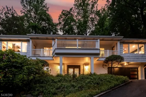 $1,849,000 | 244 Highland Avenue, Montclair, NJ 07043
