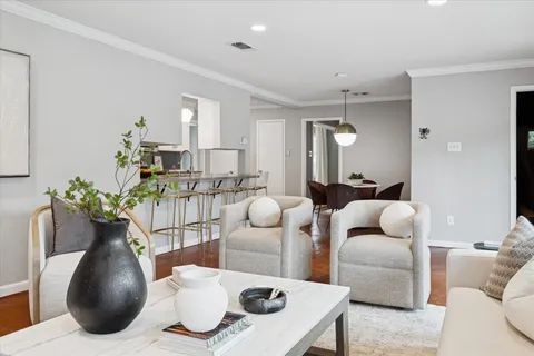 $475,000 | 5234 Libbey Drive, Houston, TX 77092