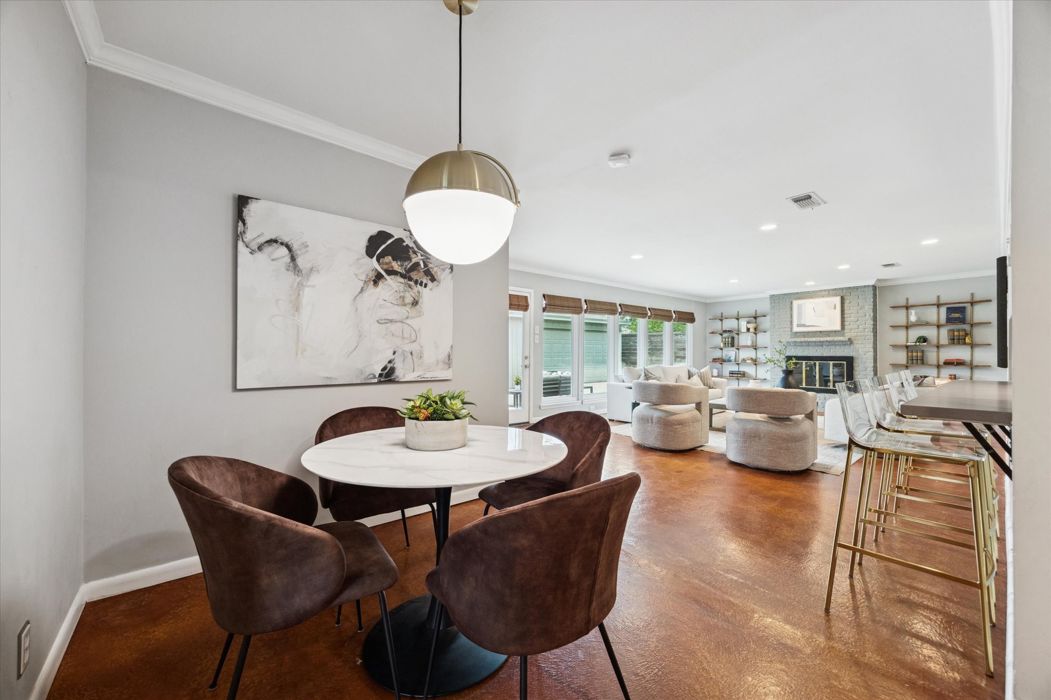 5234 Libbey Drive Houston, TX 77092 - Photo 18 of 35 An additional view of the breakfast area.