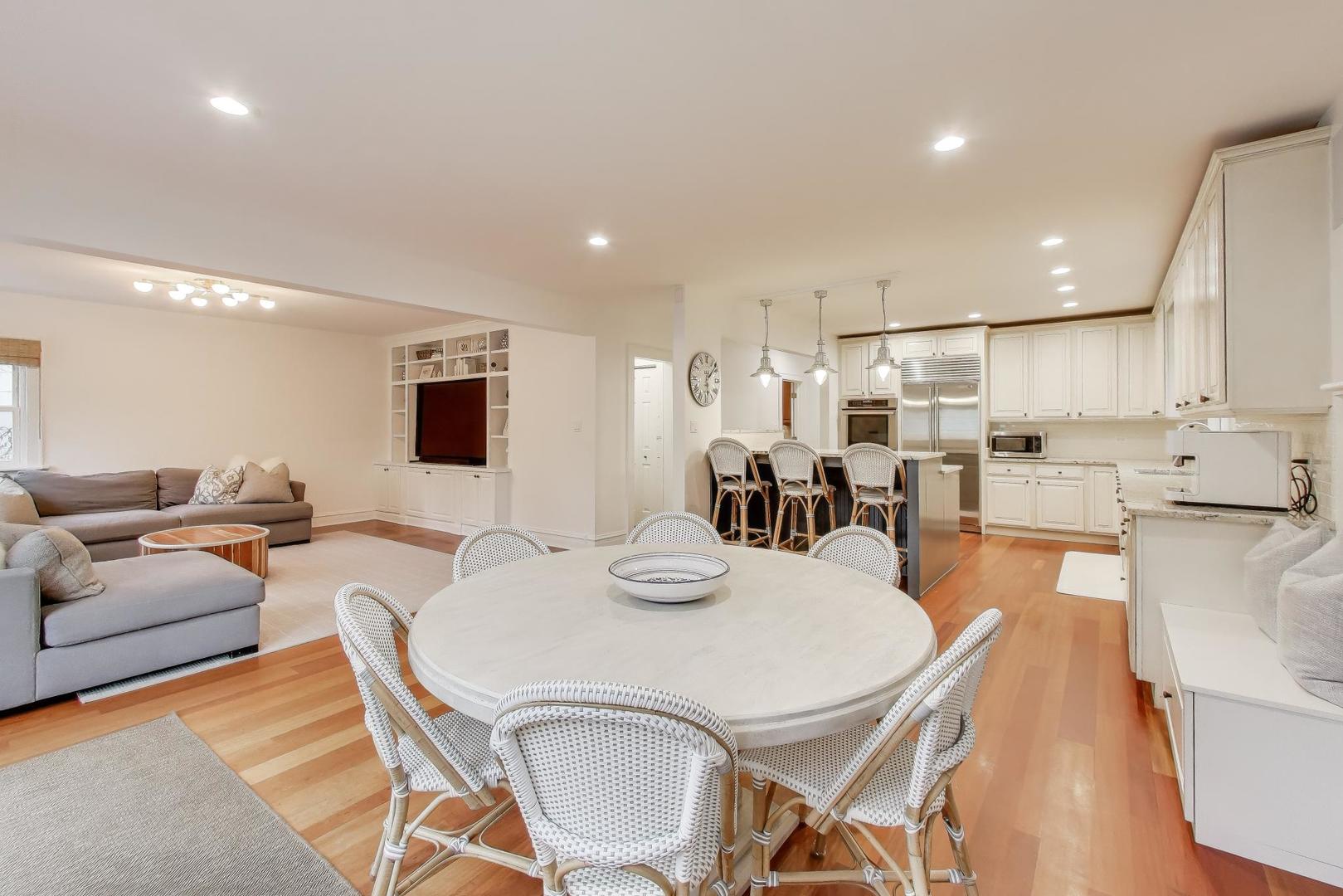 1092 Ash Street Winnetka, IL 60093 - Photo 14 of 48