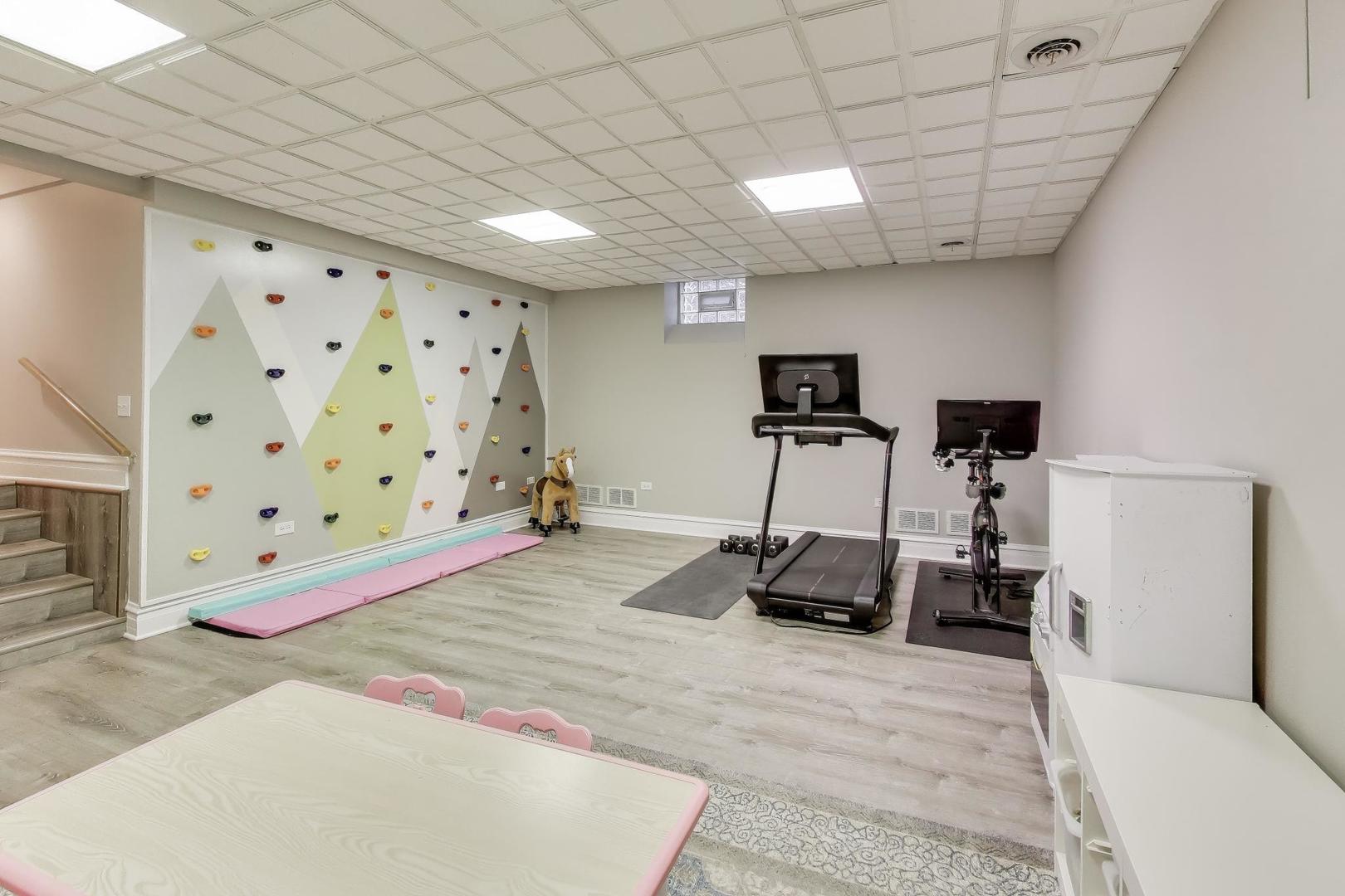 1092 Ash Street Winnetka, IL 60093 - Photo 33 of 48