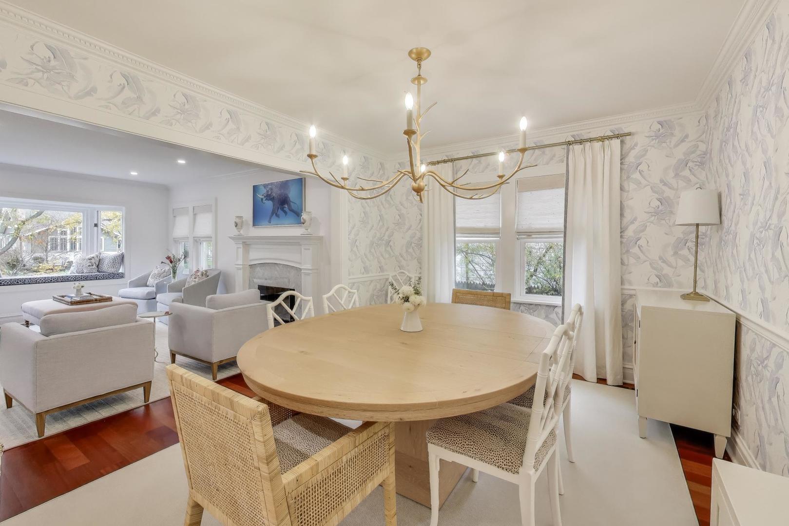 1092 Ash Street Winnetka, IL 60093 - Photo 8 of 48