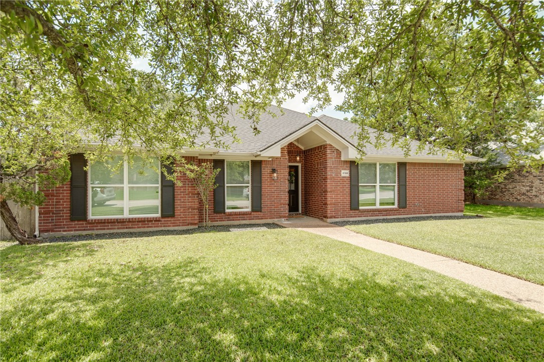 4700 Kensington Road Bryan, TX 77802 - Photo 3 of 31