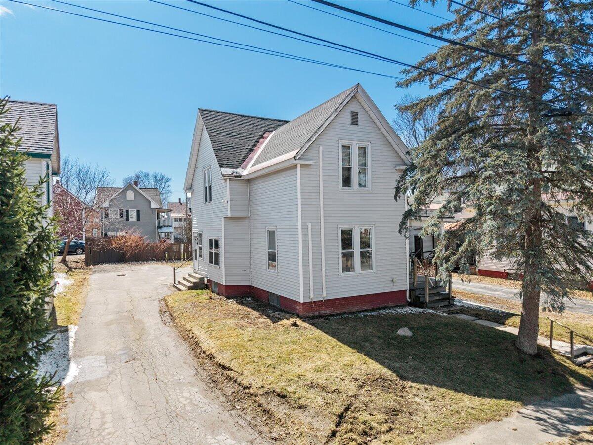 22 Ash Street Waterville, ME 04901 - Photo 1 of 44 22 Ash Street